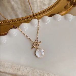 mother of pearl necklace